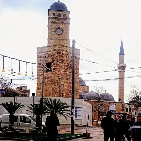 Sehir Merkezi Kaleici Deniz Yakini Muethis Lokasyon Antalya