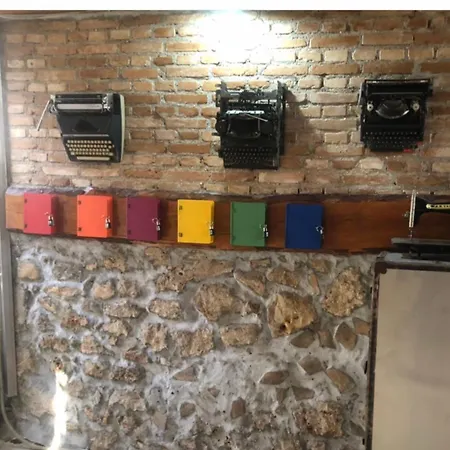 Sehir Merkezi Kaleici Deniz Yakini Muethis Lokasyon * Antalya