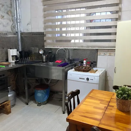 Sehir Merkezi Kaleici Deniz Yakini Muethis Lokasyon Apartment
